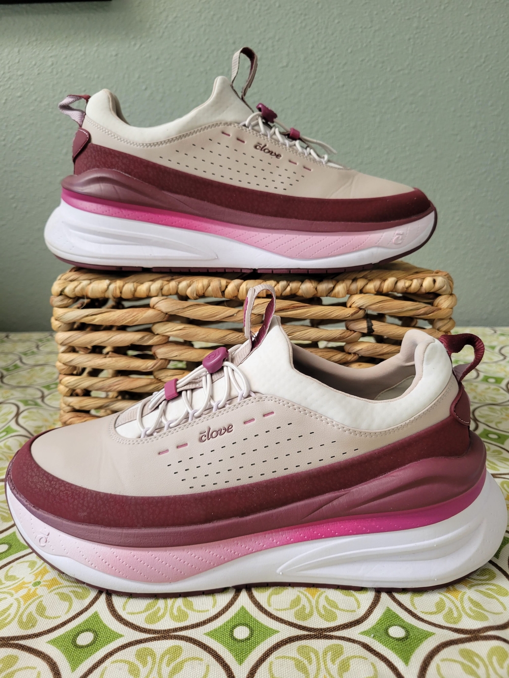Clove Forte 2 Sneaker Shoes Burgundy And Tan Size 10